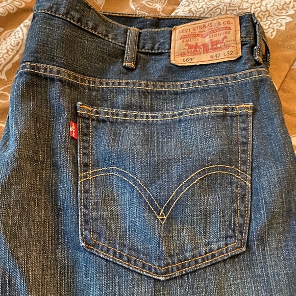Levi Jeans - Picture 1 of 3